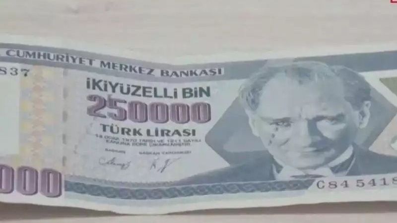 Tedavülden kalkan Türk parası servet kazandıracak! O banknot 250 bin TL'den satışa sunulacak: Ceplerinizi kontrol edin, her an zengin olabilirsiniz! 2