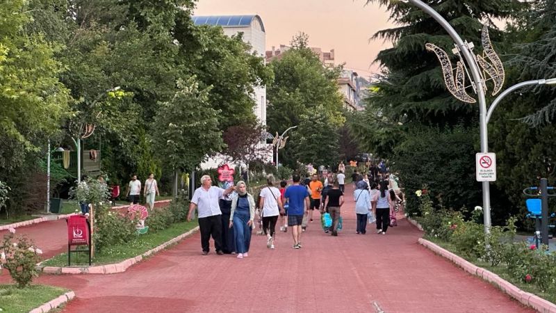 Ankara’nın En Serin ve Huzur Veren Parkı Belli Oldu! Atatürk Botanik Bahçesine Yoğun İlgi... Atatürk Botanik Bahçesi Nerede, Nasıl Gidilir? 4