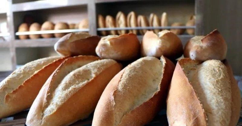 Ankara’da Ekmek Fiyatlarına %40 zam yapıldı: Ekmek 7 TL, Kepek, Tam Buğday ve Çavdar 10 TL Oldu! Ankaralılar Artık Ekmeği Bölüp Yiyecek! 1