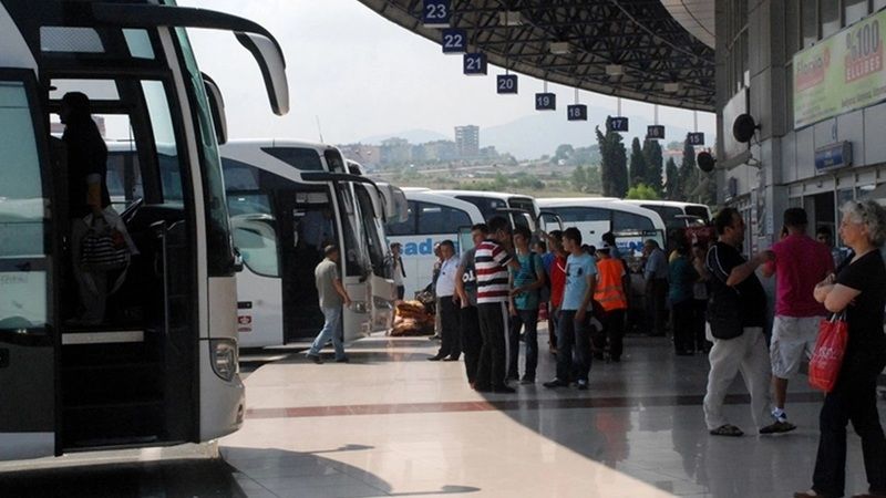 Otobüs fiyatlarına rekor zam duyuruldu: Şehirler arası otobüs fiyatları, uçakla yarışıyor… Ankara-İstanbul-Antalya-Muğla-İzmir Bilet Fiyatları ne kadar olacak? 3