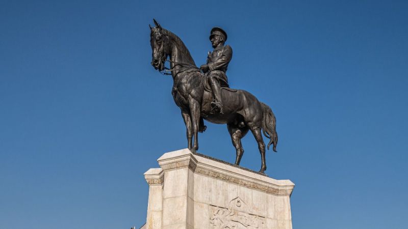 Ankara Ulus Atatürk Anıtı'nın Yapım Hikayesini Duyanlar Şaştı Kaldı! Tüm Türkiye toprak taşımıştı! Bakın Kıbrıs’taki Türkler ne getirmiş? 1