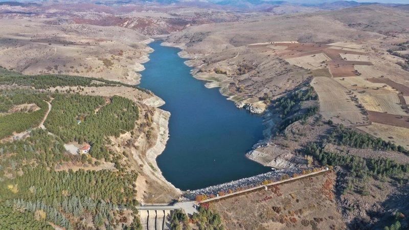 Ankara barajları kuruyup çöle dönüyor! Başkentin sadece 11 aylık suyu kaldı 2