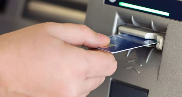Banka Kartı sahiplerine ATM uyarısı geldi: Paranız sıkışırsa hakkınız yanabilir! Peki, ATM de para sıkışınca ne yapmalı? 2