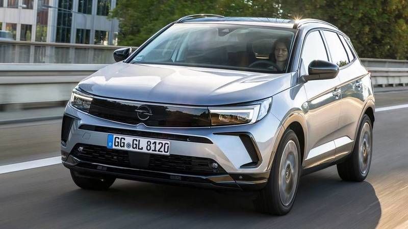 Opel 300 bin TL kredili satışlara başladı Sıfır araba almak isteyenlerin beklediği kampanya Start Aldı! 1