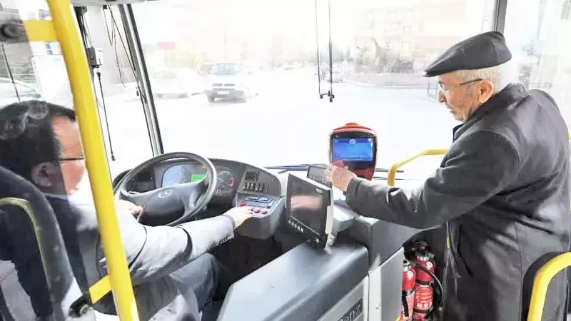 65 yaş üstü otobüs ücretli mi oldu? Ankara’da 65 yaş üstü otobüs ücretsiz ulaşım kalktı mı? Ego otobüsleri paralı mı, bedava mı? 4