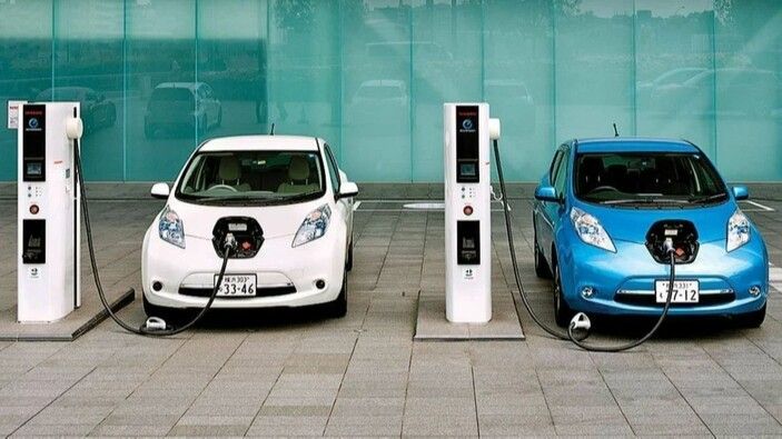 Elektrikli otomobil satın almak mantıklı mı? Elektrikli araç ömrü ne kadar? Peki Elektrikli araç ekonomik mi, masraflı mı, avantajlı mı? 3