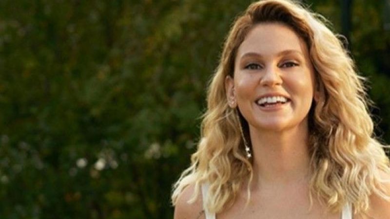 Aşk-ı Memnu’nun yeni Bihter’i Farah Zeynep Abdullah’ı Hiç Böyle Görmediniz! Bikinili Pozları Sosyal Medyada Yangın Oluşturdu! Çok Konuşulanlar Arasına Şimdiden Girdi! 5