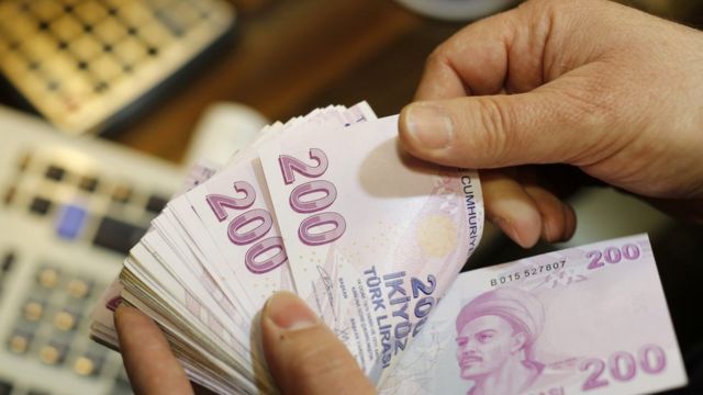 Faize bulaşmadan nakit arayanlara dev fırsat! Türkiye Finans ayda 3 bin 500 TL taksitle 50 bin TL veriyor 3