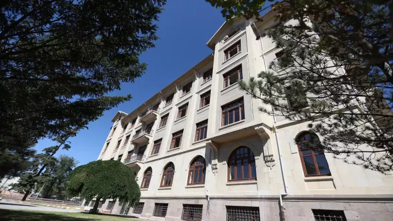 Ankara Medipol Üniversitesi ilana çıktı: O pozisyonlar için 27 yeni personel alınacak 4