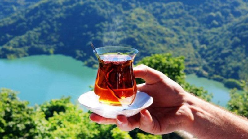 Çay fiyatlarına üç ayda üçüncü zam! Okkalı Fiyatları duyanlar şok oldu! Dünyanın en çok çay içen ülkesinde çay fiyatlarına bir zam daha! 2