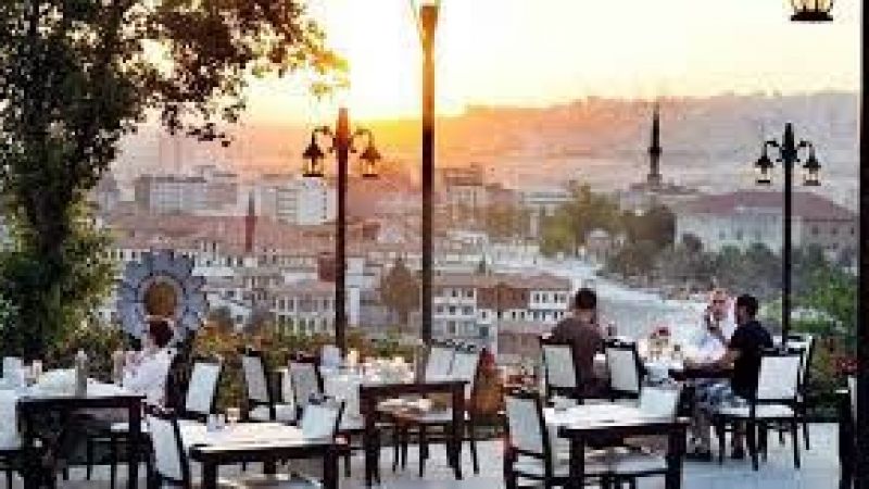 Ankara'da Gün Batımı En İyi Nerede İzlenir? Eş ve Sevgiliyle Baş Başa Romantik Gün Batımı...  İşte Ankara'nın En Manzaralı O Mekanları 1