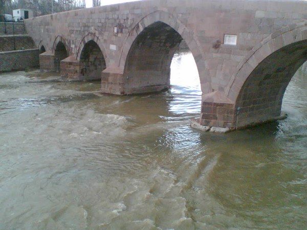 Akköprü Ankara'da Sadece Metro Durağı Değil! Tarihi Akköprü Yıllara Meydan Okuyor! Akköprü Ne Zaman Kim Tarafından Yapılmıştır? 1