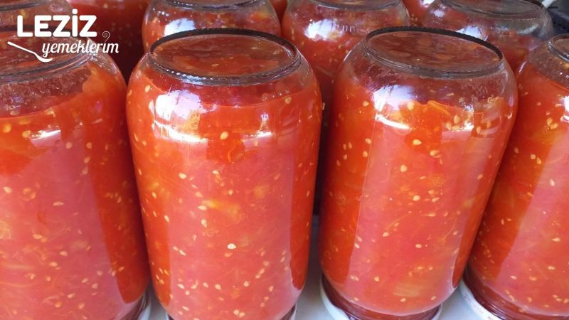 Menemen, Salçalı Makarna: Tek Bir Sırrı Var! Yazın Bereketi Kışa Taşınacak! İşte En İyi Domates Konservesi Tarifi 2