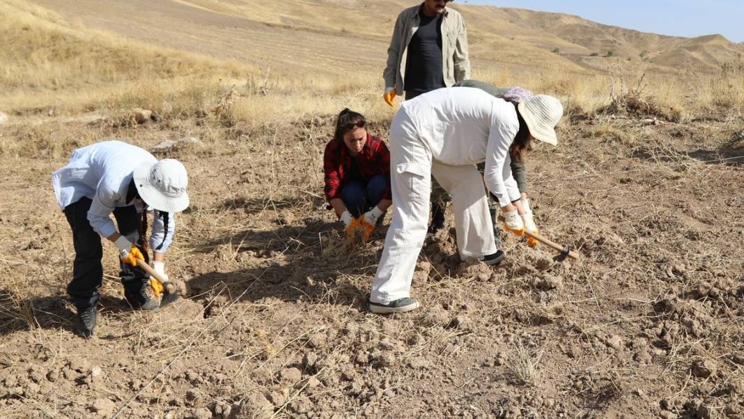 Ankara’nın 621 yıllık sırrı nihayet çözüldü: Kazılar yapıldı, ortaya çıkan herkesi şaşırttı! Meğer asırladır orada duruyormuş! 3