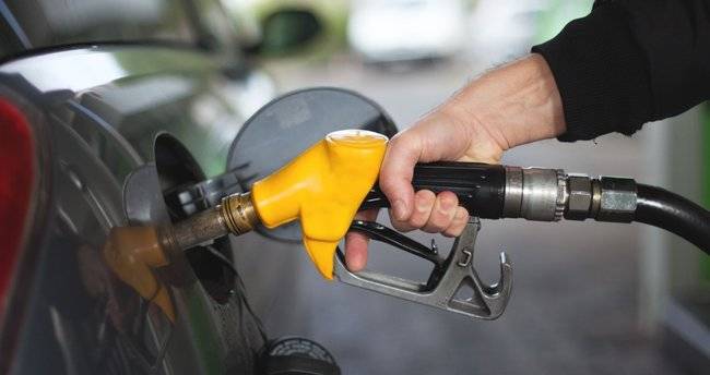 Benzin fiyatları sert geriledi: 2,11 TL'lik indirimin ardından bir indirim daha! Ankara'da benzin ne kadar oldu? 3