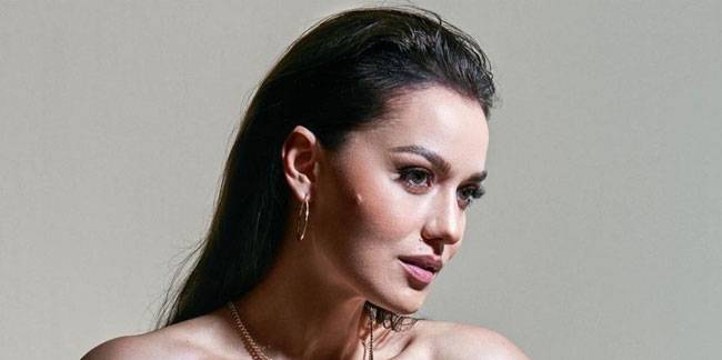 Fahriye Evcen’in sosyal medya kazancı dudak uçuklattı! Asgari ücretin 23 katı! Sadece 15 saniye için bu parayı alıyor! 4