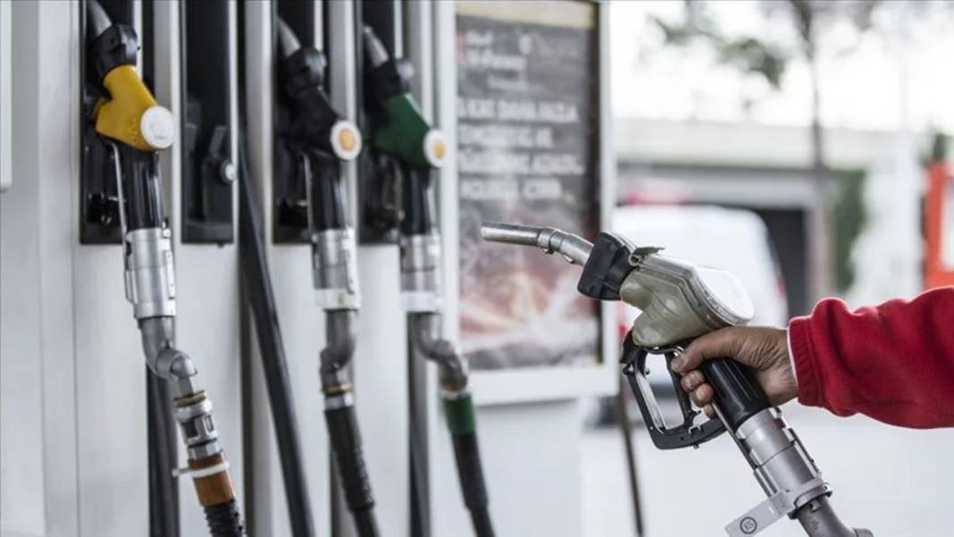 Benzin fiyatları sert geriledi: 2,11 TL'lik indirimin ardından bir indirim daha! Ankara'da benzin ne kadar oldu? 2