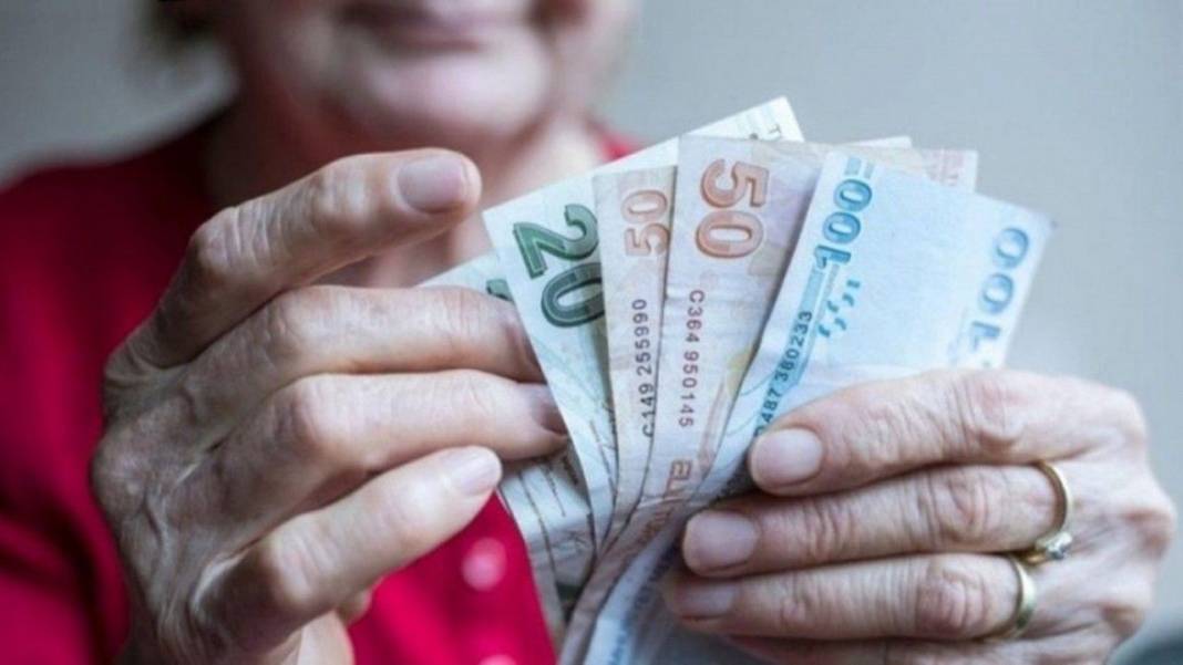 Yapı Kredi Bankası'ndan ekim sonu fırsatı! Günlük 217 TL'ye 75 bin TL hesabınızda... Üstelik taksitler 3 ay ertelenebilecek 2