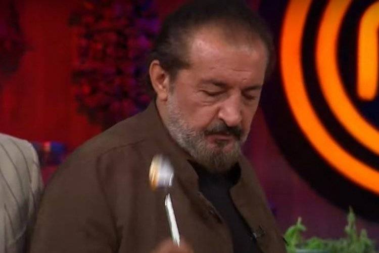 MasterChef’te Mehmet şef kaşık attı! Ama bu sefer sinirden… Hangi yarışmacı büyük bir hata yaptı? Ortalık toz duman oldu 3