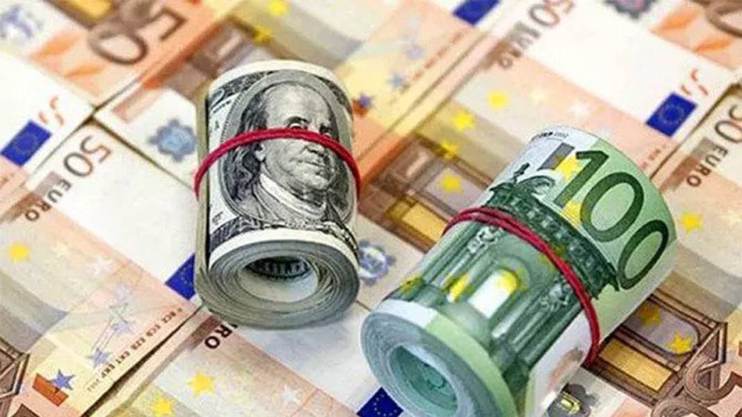 Döviz kurlarında frenler tutmuyor: Dolar ve euro zirveye oynamaya başladı! Sterlin ne kadar oldu? 3