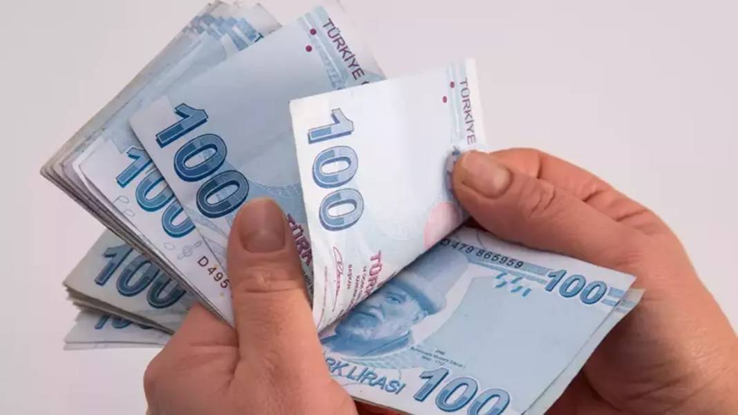 İkramiye öncesi bir ek ödeme daha! Emeklilerin cüzdanları dolup taşacak: 9 bin 200 TL'lik ödeme için onay verildi 2