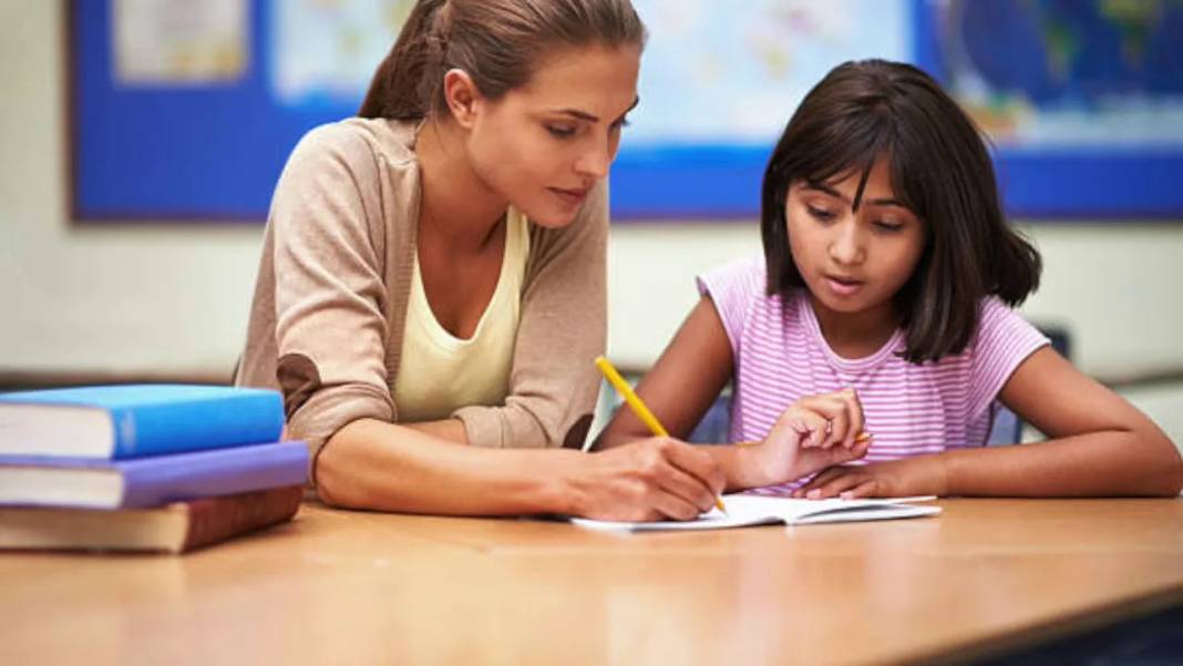 Hem veliler hem de öğrenciler merak ediyor! Fiyatlar 300 liraya kadar çıkıyor! 2023 Özel ders fiyatları ne kadar? 4