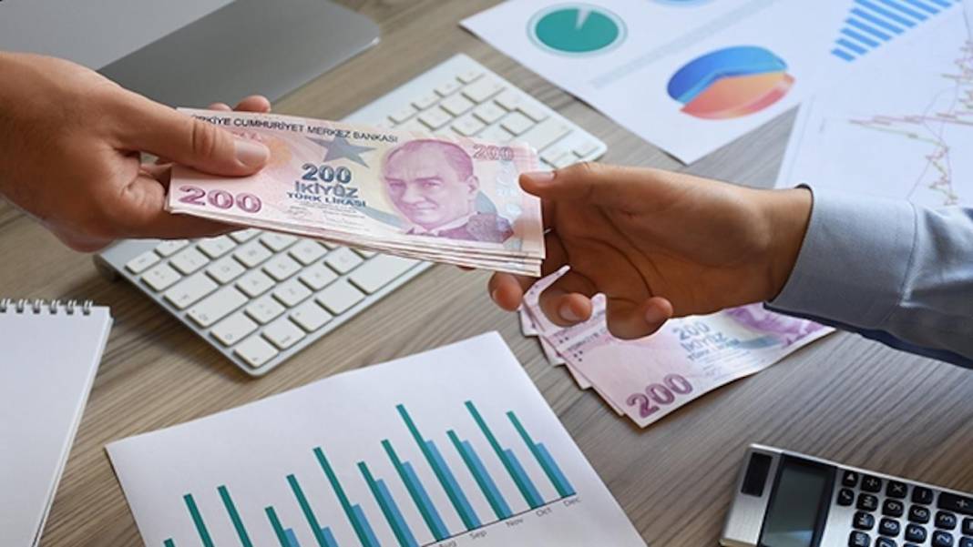 Türkiye İş Bankası kredi limitlerini arşa çıkardı! Tüketiciler şubelere akın etti… Günlük 49 TL'ye 25 bin TL'lik destek! 3