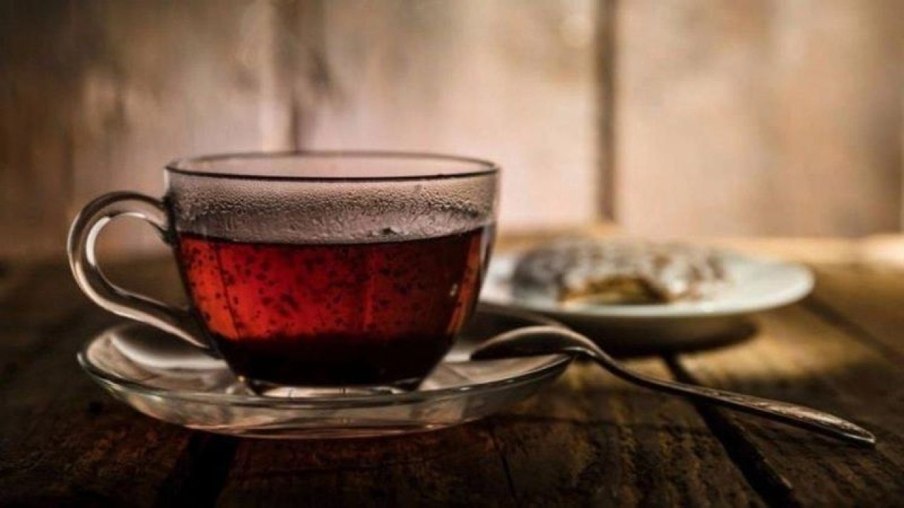 Her Gün En Az 1 Bardak Çay İçenler Dikkat! Yanlış Çay Demleme Kansere Sebep Oluyor! Meğer O Yöntem...