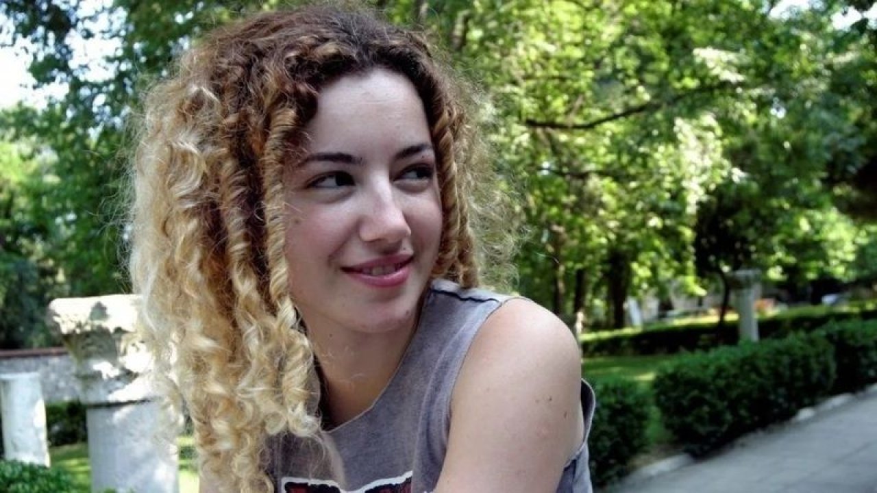 Arka Sokaklar’ın yıldızı Pınar Aydın’ın son hali şaşırttı! Giresun’a yerleşip şöhreti reddeti: Pınar Aydın Kaç Yaşında, Evli Mi, Çocuğu Var Mı?
