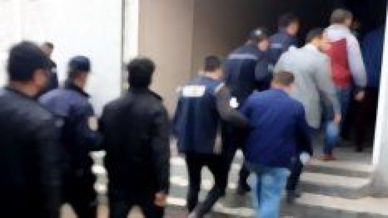 Bitlis’te terör operasyonu: 4 gözaltı