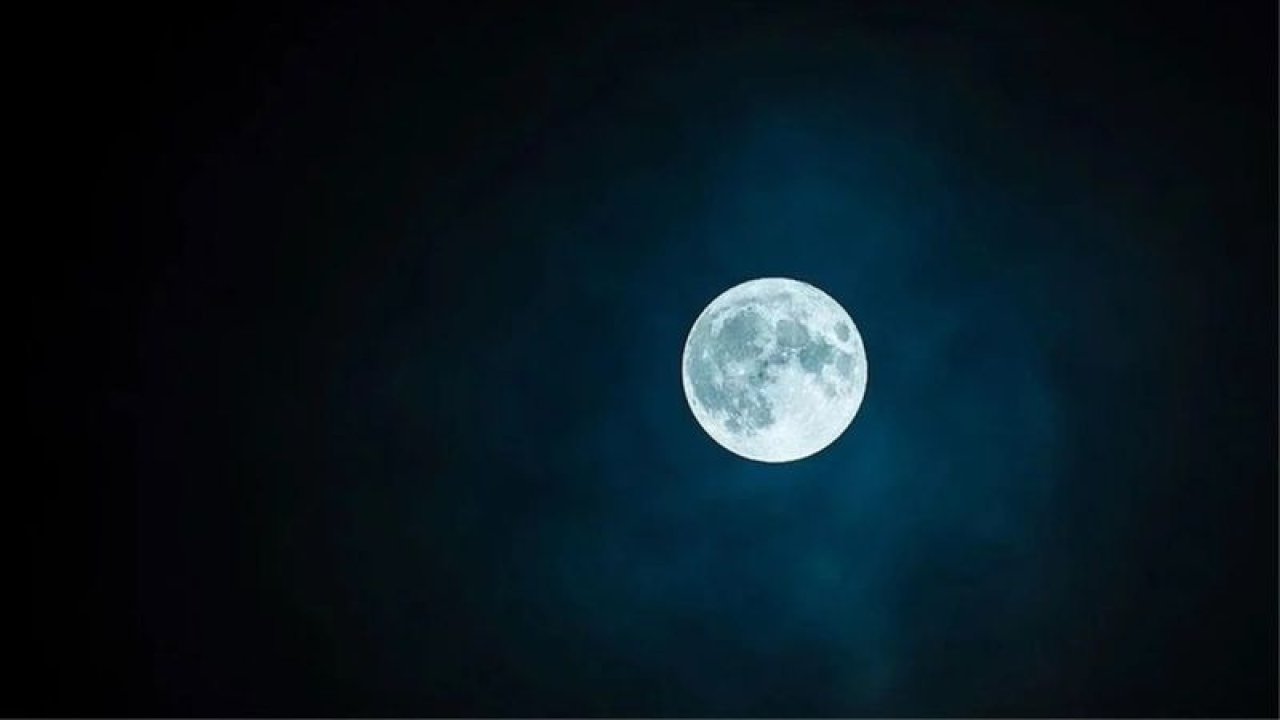 Gökyüzü Yarın Masmavi Olacak! Görsel şölen başlıyor... Süper "Mavi Ay" için tarih verildi! Saat 4.36’ya alarmlarını kurun