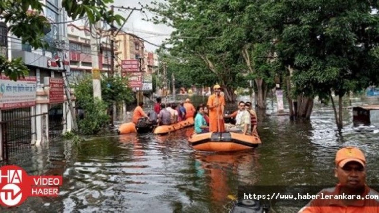 Hindistan'da muson yağmurları bu yıl bin 600'den fazla can aldı