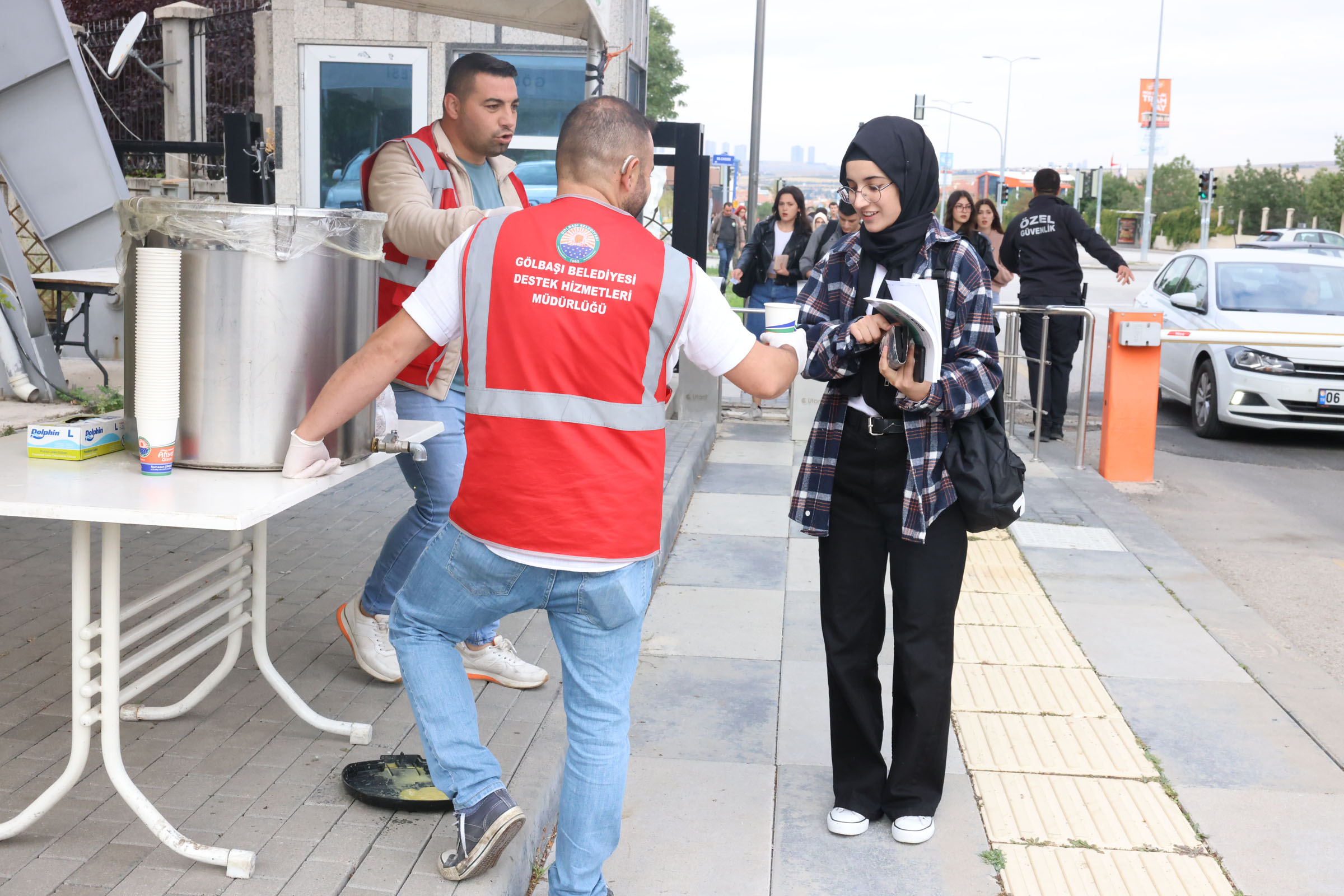 Ankara Haber: Gölbaşı Belediyesi’nden Öğrencilere Sıcak Çorba İkramı!