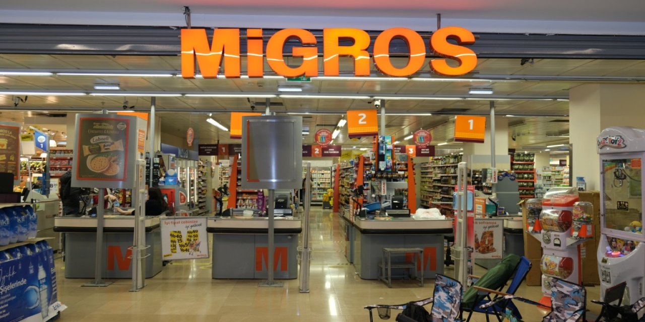 Migros Market'ten indirimli ayçiçek yağı şöleni! Fiyatlar dibe çekildi: 1 L ayçiçek yağı 39 TL, 5 L ayçiçek yağı…