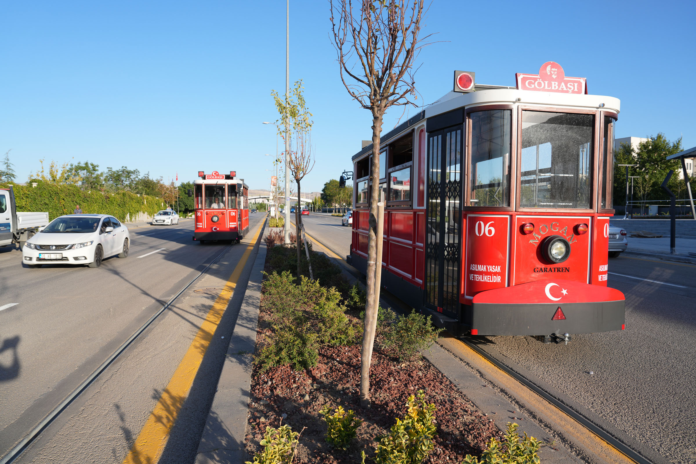 Ankara'nın İlk Nostaljik Tramvayı Seferlerini Başladı!