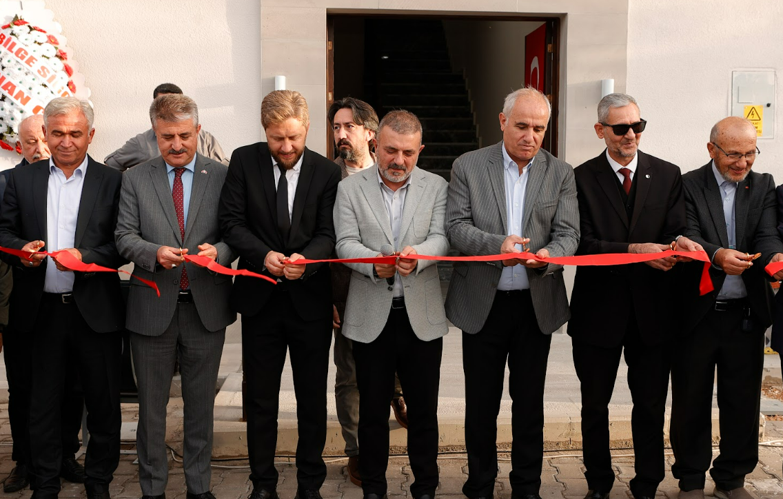 Sincan Belediyesi “Yenikayı Mahalle Konağı” Törenle Hizmete Açıldı!