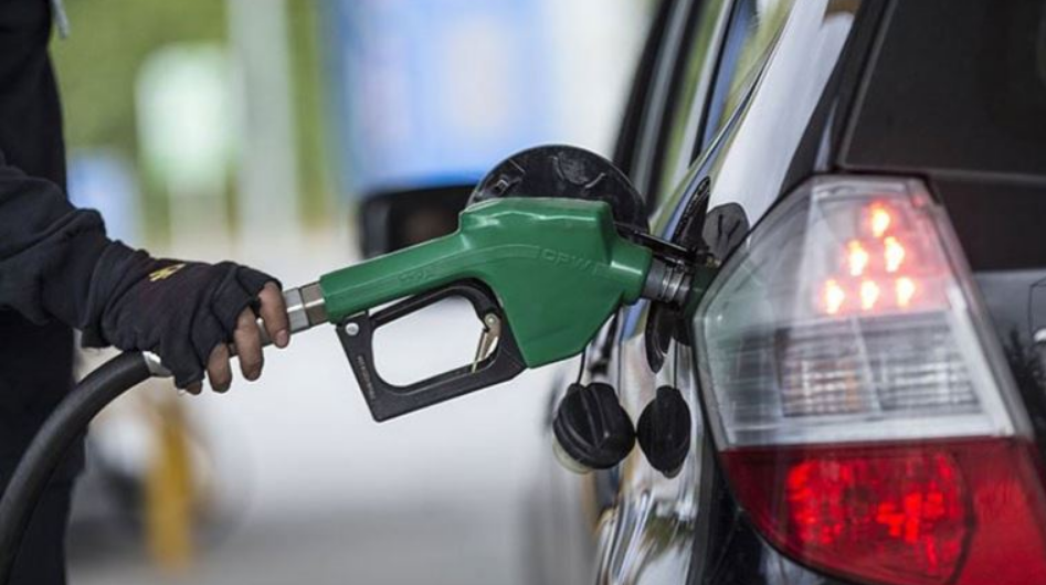 Araba Kullanıcıları Dikkat! Motorine Büyük İndirim Kapıda! Petrol Fiyatlarındaki Düşüş Pompaya Yansıyor!