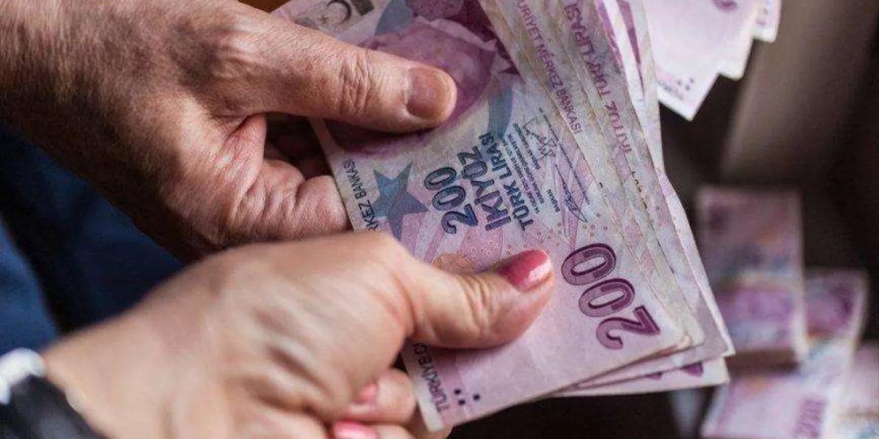7 bin 500 lira olan emekli maaşı kaç para oldu? Zam oranı açıkladı… Refah payı belli oldu mu?