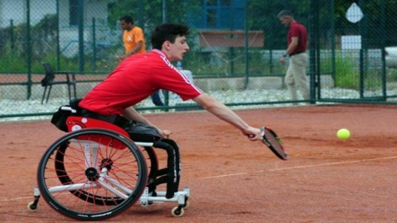 Antalya'da tekerlekli sandalye tenis turnuvaları düzenlenecek