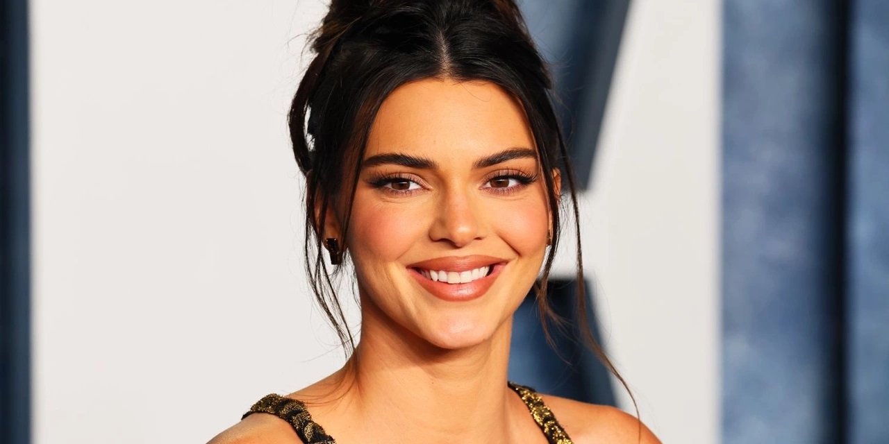 Kendall Jenner, Forbes'e girdikten sonra daha da cesur oldu! Sütyensiz paylaşımı olay oldu!