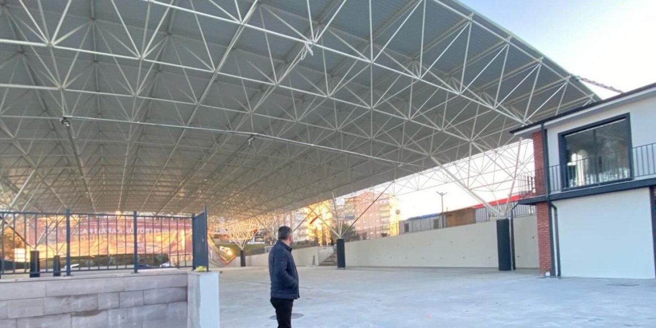 Pursaklar’da 4,5 Yılda 4.Yeni Modern Kapalı Pazar Alanı Açılışa Hazırlanıyor