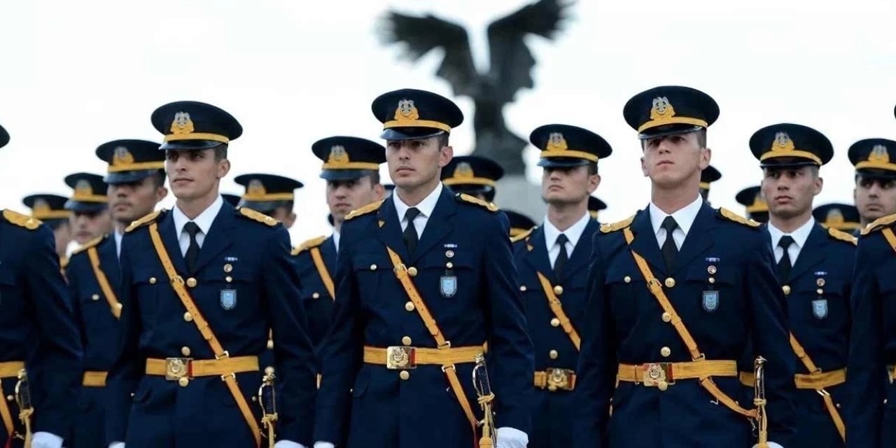 Yedek Subay Maaşı Ne Kadar 2024? Karacı Havacı Denizci Jandarma Asteğmen Maaşları Ne Kadar?