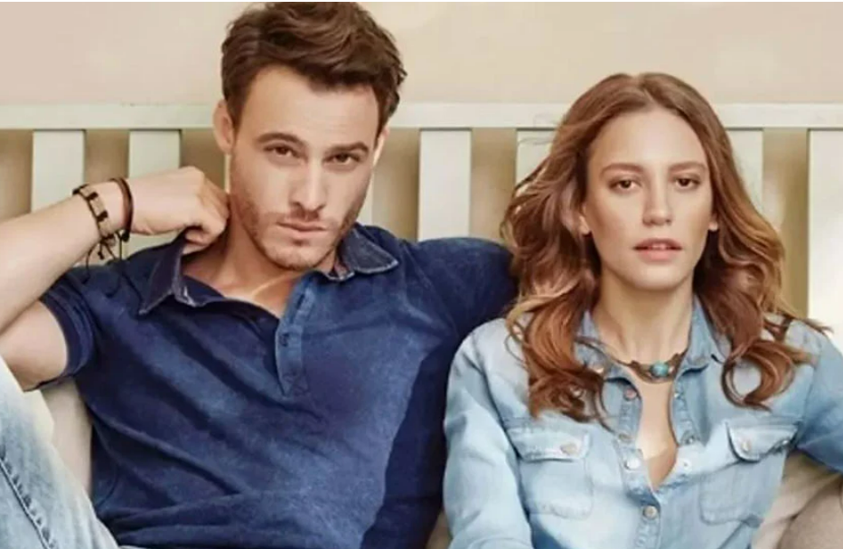 2024'ün İlk Aşk Bombası Patladı! Serenay Sarıkaya ve Kerem Bürsin Yeniden Sevgili Oldu! “ Ne Bitmez Aşkmış…”