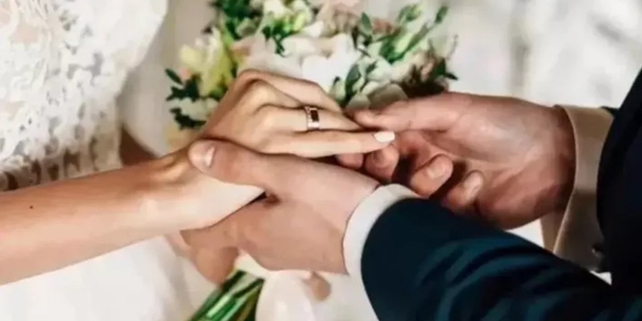 150.000 TL Faizsiz Evlilik Kredisinde Son Dakika Gelişmesi! Bakan Yeni Yaş Sınırını ve Çiftin Asgari Ücret Şartını Açıkladı!