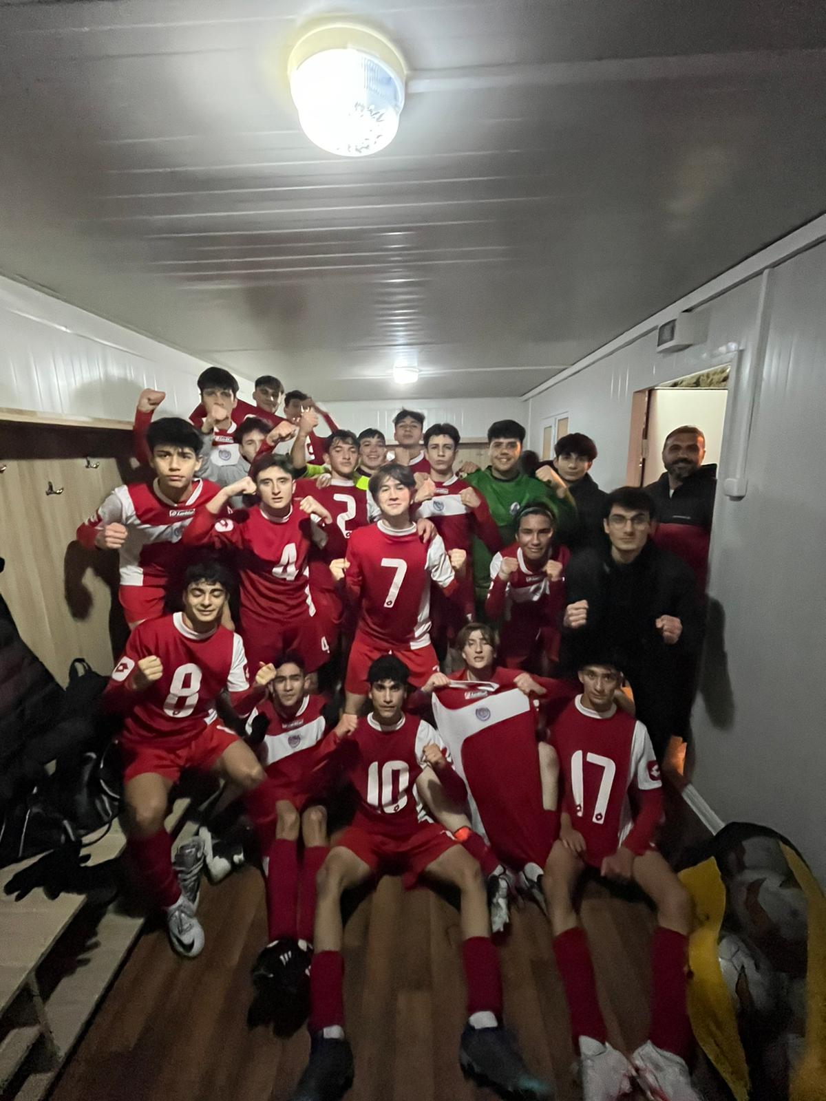 Sincan Belediyespor Alt Yapı Takımı U-16 Şampiyon Oldu