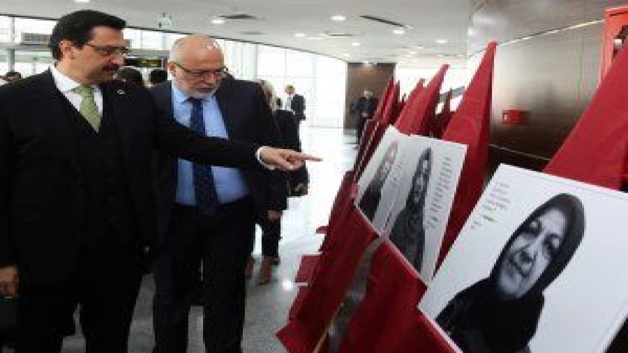 Keçiören'de "Savaşta ve Barışta Kadının Rolü" konuşuldu