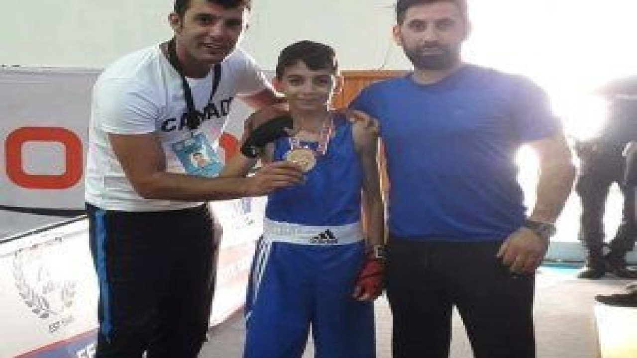 Mamak Belediyesi sporcusu Çağrı Fidan Alt Minikler Türkiye Şampiyonası’nda Türkiye üçüncüsü oldu