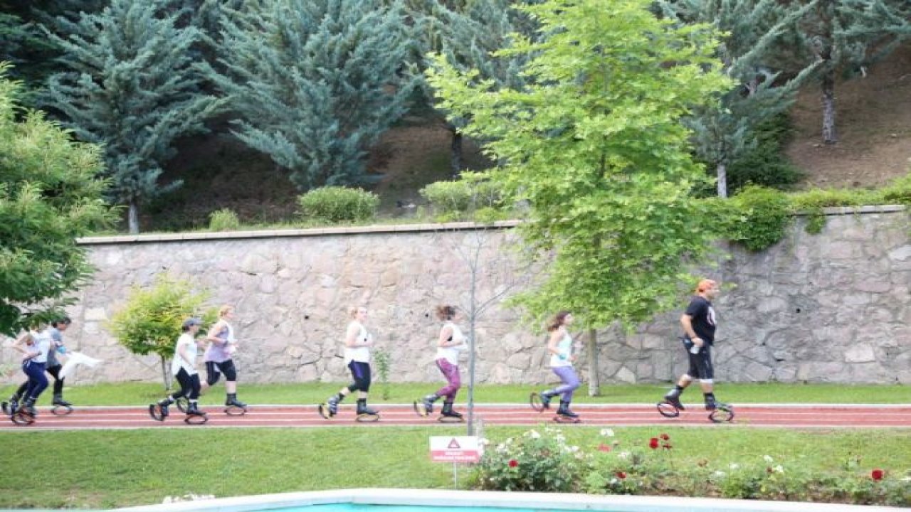 Zıplayarak Stres Attılar