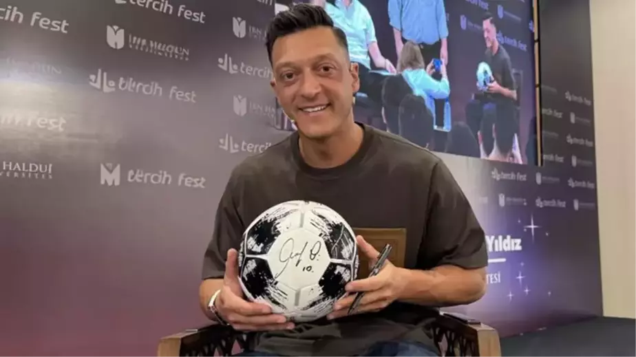 Mesut Özil, Türkiye 1. Ligde ki O Takıma Ortaklığını Açıkladı! Başkan Açıkladı!