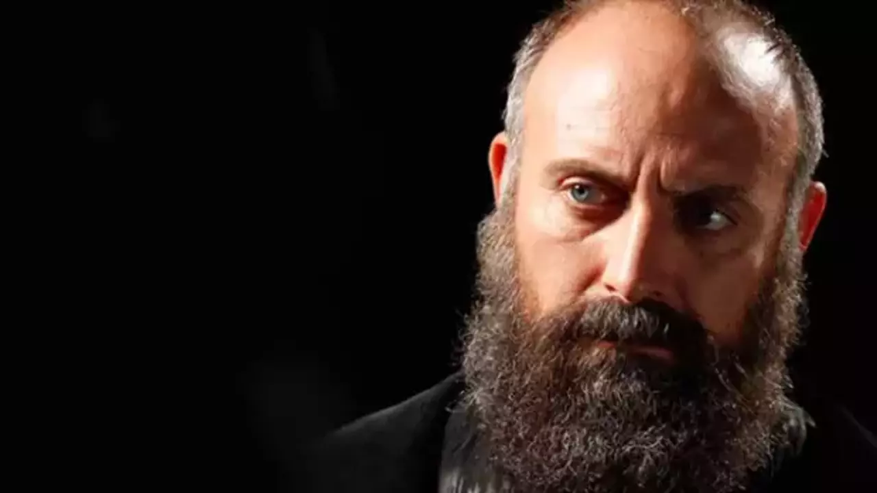 Halit Ergenç Hayranlarını Sevindirecek Haberi Paylaştı! Yeni Projesini Duyurdu! Yeni Dizisinin Adı Ne? İşte Detaylar...